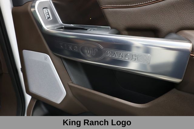 Ford Super Duty F-250 SRW Vehicle Image 15