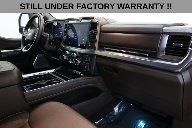 Ford Super Duty F-250 SRW Vehicle Image 18
