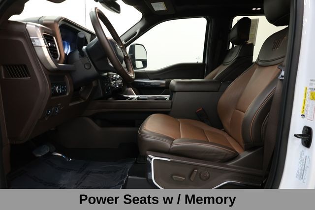 Ford Super Duty F-250 SRW Vehicle Image 37