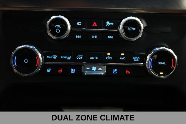 Ford Super Duty F-250 SRW Vehicle Image 41