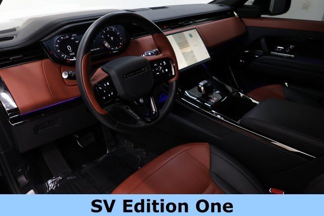 Land Rover Range Rover Sport Vehicle Image 10