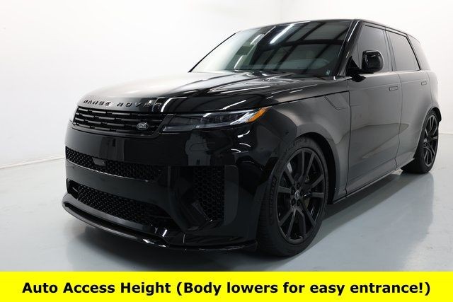 Land Rover Range Rover Sport Vehicle Image 15