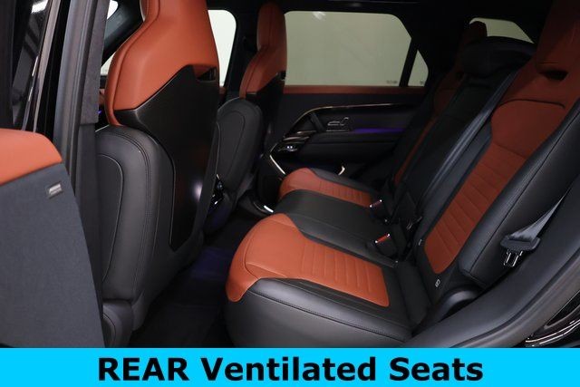 Land Rover Range Rover Sport Vehicle Image 39