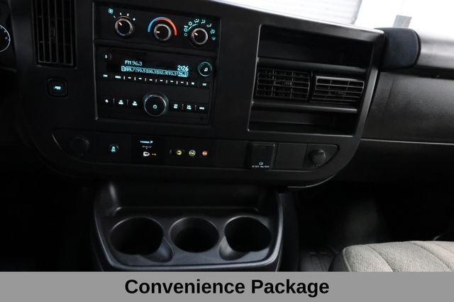 Chevrolet Express Commercial Cutaway Vehicle Full-screen Gallery Image 10