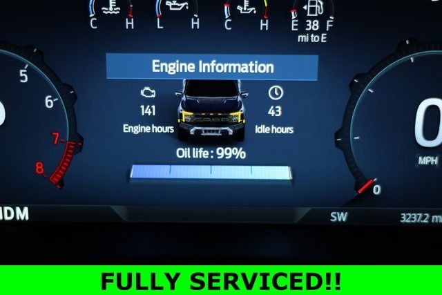 Ford F-150 Vehicle Full-screen Gallery Image 04