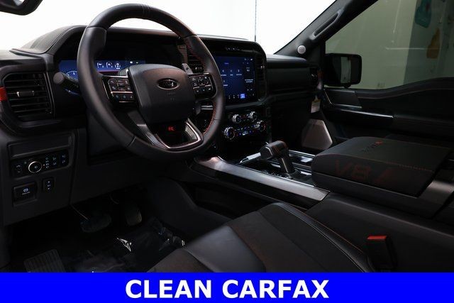 Ford F-150 Vehicle Full-screen Gallery Image 07