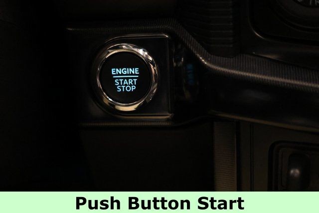 Ford F-150 Vehicle Full-screen Gallery Image 25
