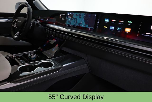 Cadillac Escalade Vehicle Full-screen Gallery Image 16