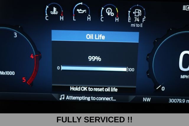 Ford Super Duty F-450 DRW Vehicle Full-screen Gallery Image 09