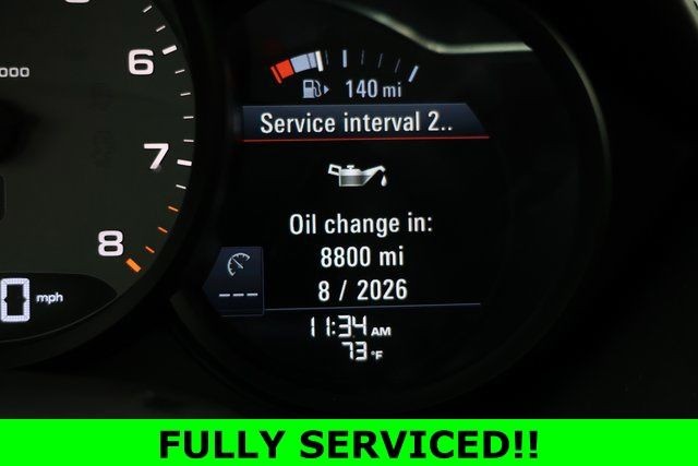 Porsche 718 Boxster Vehicle Full-screen Gallery Image 06