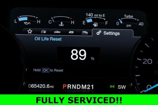 Ford Super Duty F-250 SRW Vehicle Full-screen Gallery Image 05