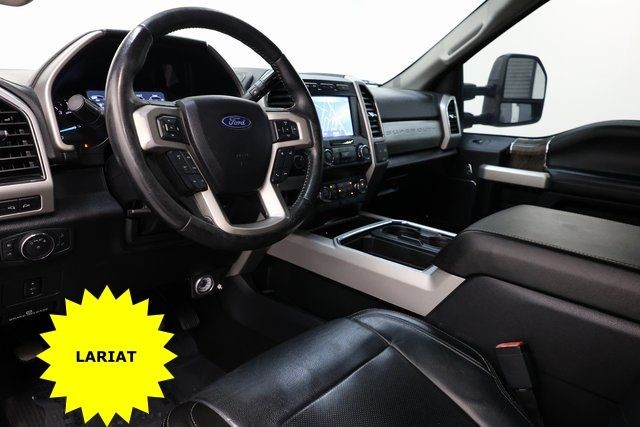 Ford Super Duty F-250 SRW Vehicle Full-screen Gallery Image 09