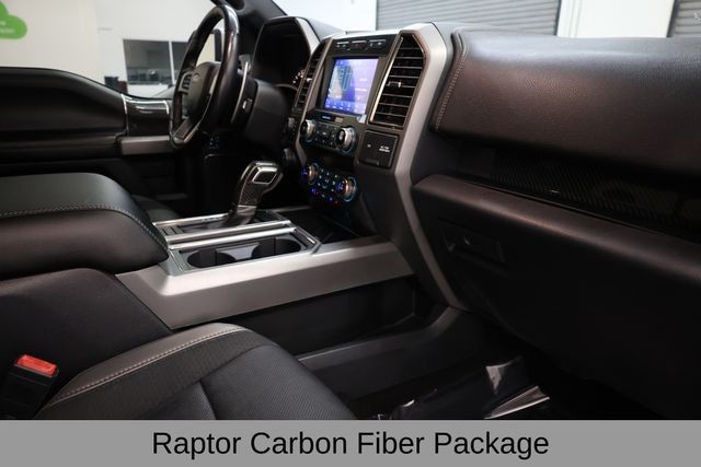Ford F-150 Vehicle Full-screen Gallery Image 14