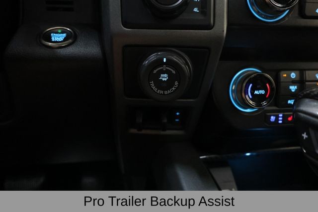 Ford F-150 Vehicle Full-screen Gallery Image 21