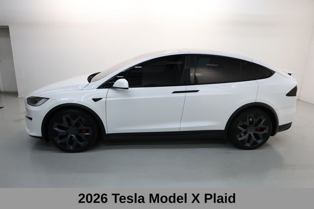 Tesla Model X Vehicle Full-screen Gallery Image 04
