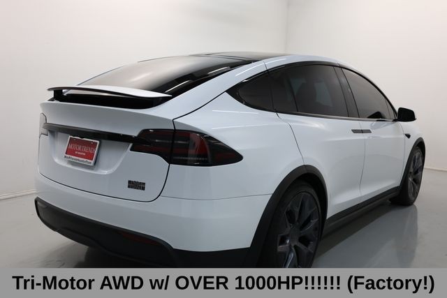 Tesla Model X Vehicle Full-screen Gallery Image 05