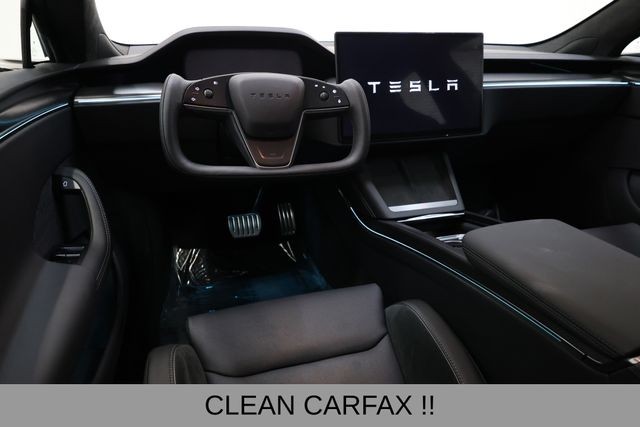Tesla Model S Vehicle Full-screen Gallery Image 10