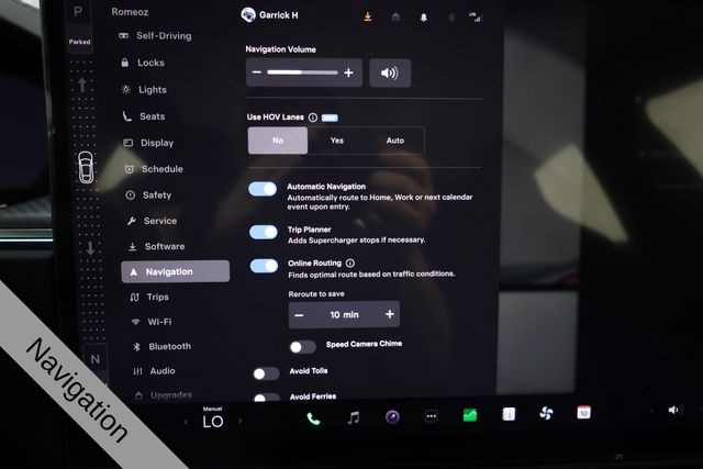 Tesla Model S Vehicle Full-screen Gallery Image 19