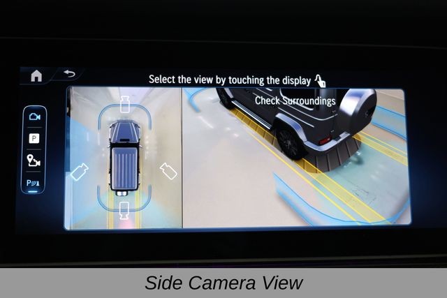 Mercedes-Benz G-Class Vehicle Full-screen Gallery Image 20