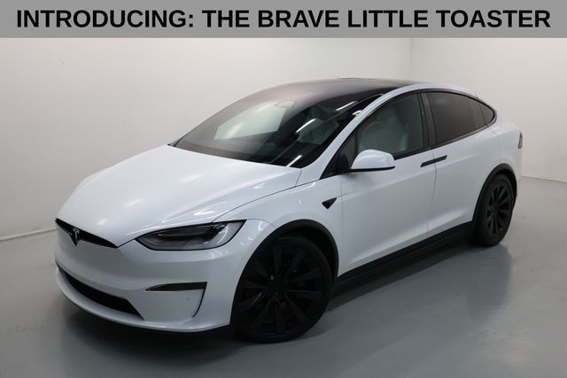 Tesla Model X Vehicle Full-screen Gallery Image 02