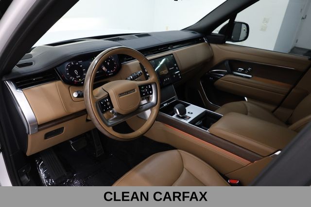 Land Rover Range Rover Vehicle Full-screen Gallery Image 10