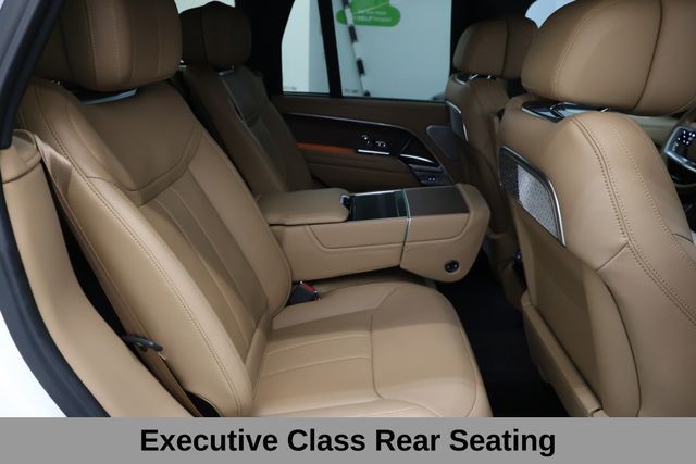 Land Rover Range Rover Vehicle Full-screen Gallery Image 13