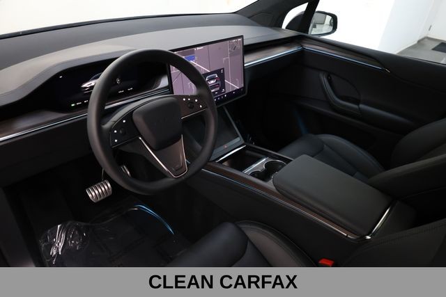Tesla Model X Vehicle Full-screen Gallery Image 10