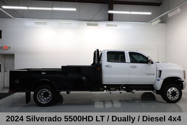 Chevrolet Silverado MD Vehicle Full-screen Gallery Image 04