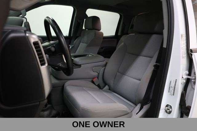 Chevrolet Silverado MD Vehicle Full-screen Gallery Image 11