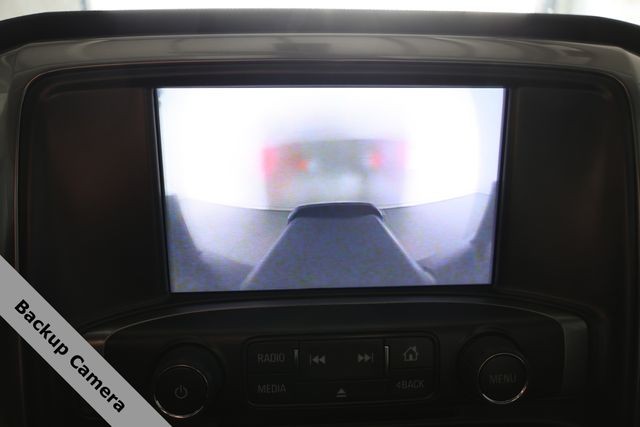 Chevrolet Silverado MD Vehicle Full-screen Gallery Image 21