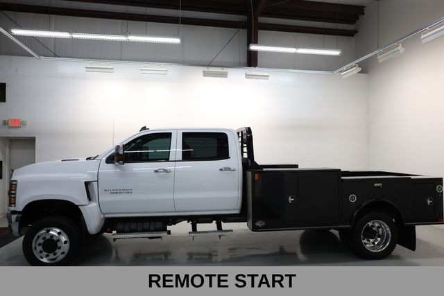 Chevrolet Silverado MD Vehicle Full-screen Gallery Image 23