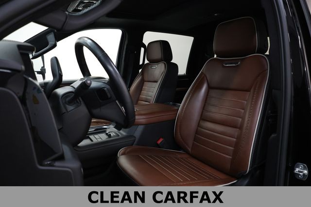 GMC Sierra 3500HD Vehicle Full-screen Gallery Image 09