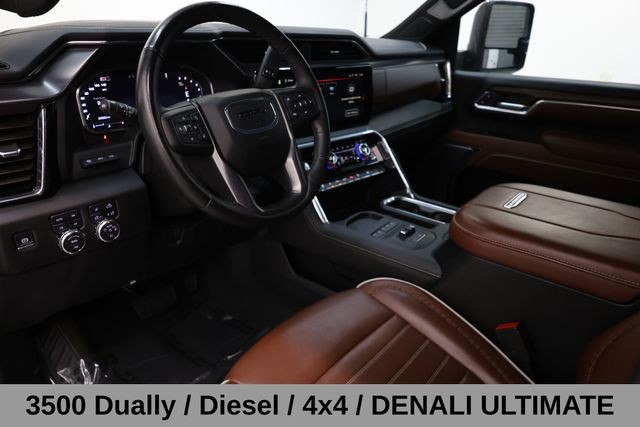 GMC Sierra 3500HD Vehicle Full-screen Gallery Image 10