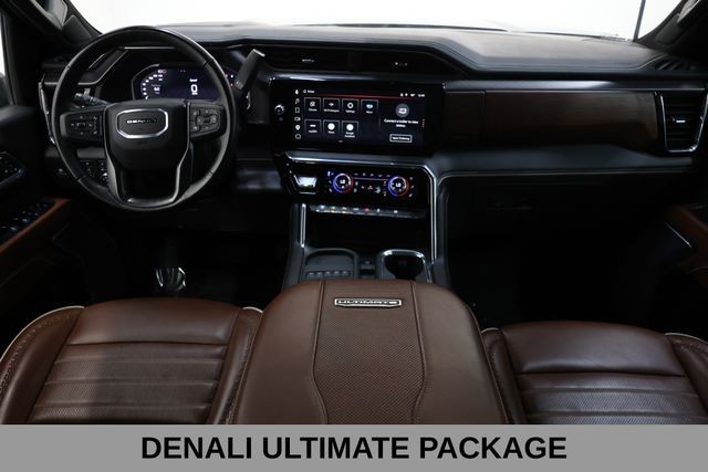 GMC Sierra 3500HD Vehicle Full-screen Gallery Image 12
