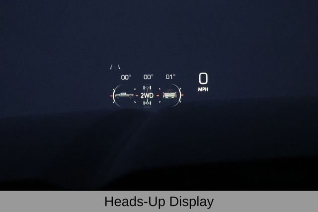 GMC Sierra 3500HD Vehicle Full-screen Gallery Image 25