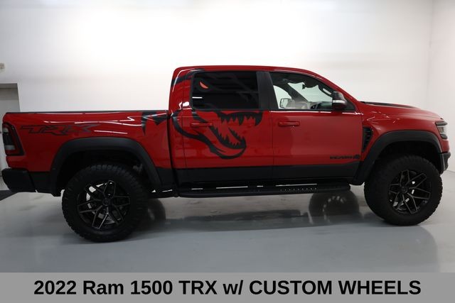 Ram 1500 Vehicle Full-screen Gallery Image 04