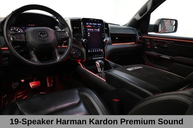 Ram 1500 Vehicle Full-screen Gallery Image 13