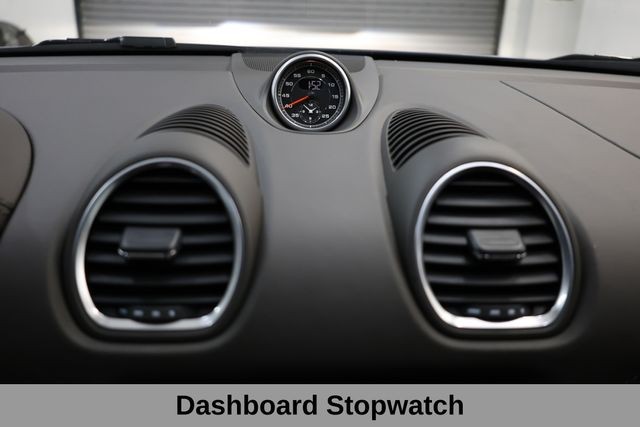Porsche 718 Boxster Vehicle Full-screen Gallery Image 13