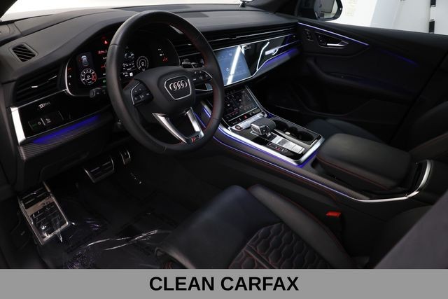 Audi RS Q8 Vehicle Full-screen Gallery Image 10