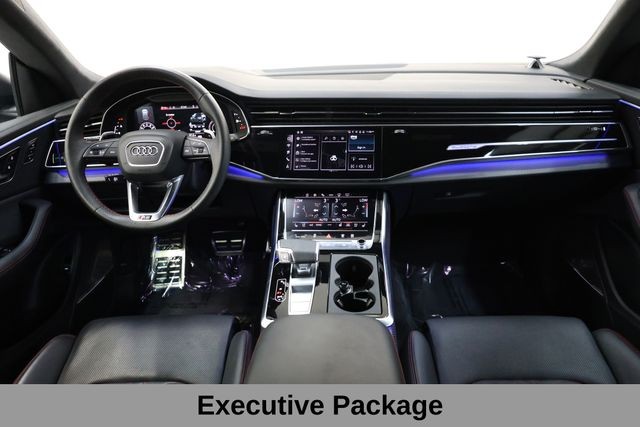Audi RS Q8 Vehicle Full-screen Gallery Image 12