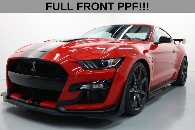 Ford Mustang Vehicle Full-screen Gallery Image 17