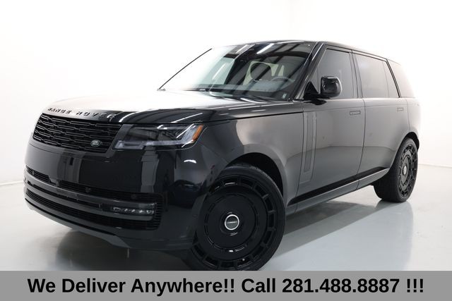 Land Rover Range Rover Vehicle Full-screen Gallery Image 03