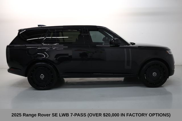 Land Rover Range Rover Vehicle Full-screen Gallery Image 04