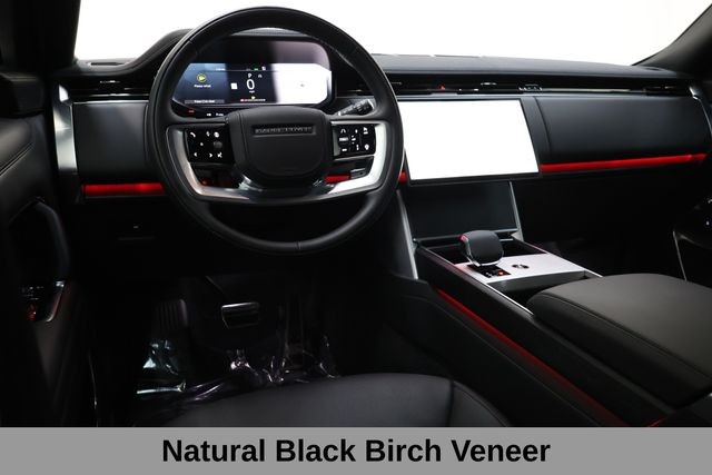 Land Rover Range Rover Vehicle Full-screen Gallery Image 22