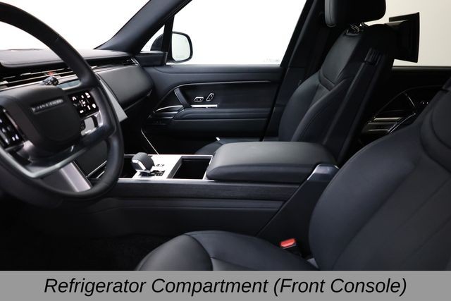 Land Rover Range Rover Vehicle Full-screen Gallery Image 23