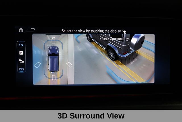 Mercedes-Benz G-Class Vehicle Full-screen Gallery Image 21