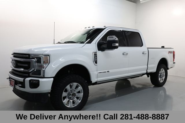Ford Super Duty F-350 SRW Vehicle Full-screen Gallery Image 03