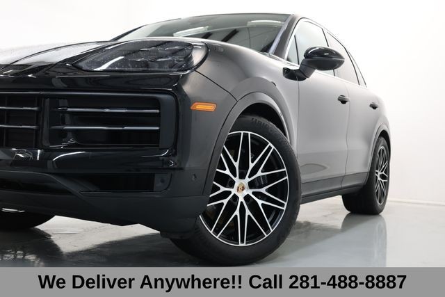 Porsche Cayenne Vehicle Full-screen Gallery Image 03
