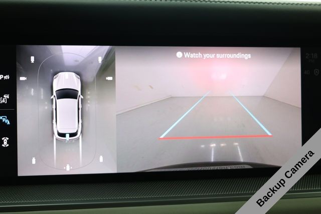 Porsche Cayenne Vehicle Full-screen Gallery Image 17