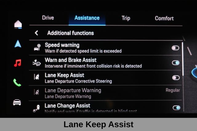 Porsche Cayenne Vehicle Full-screen Gallery Image 25